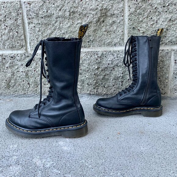 DR DOC MARTENS 14 Eyelet Boots Womens 5 EU 36 Black Leather Mid Calf Lace Up - Picture 3 of 10